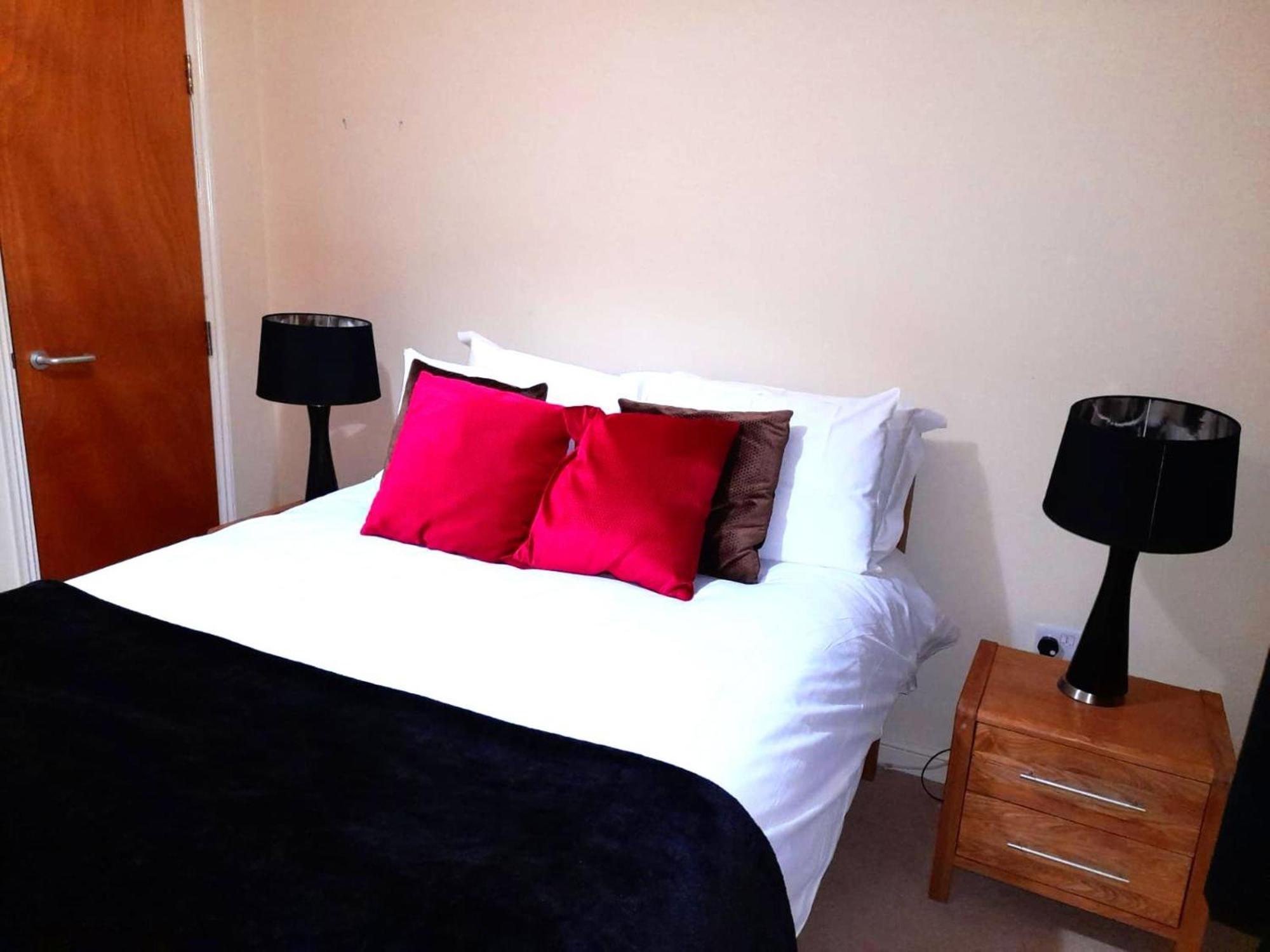 Oxford Apartment-- Free Parking 2 Bedrooms-2Bathrooms-Located In Jericho Oxford Close To Bus And Rail Station Dış mekan fotoğraf