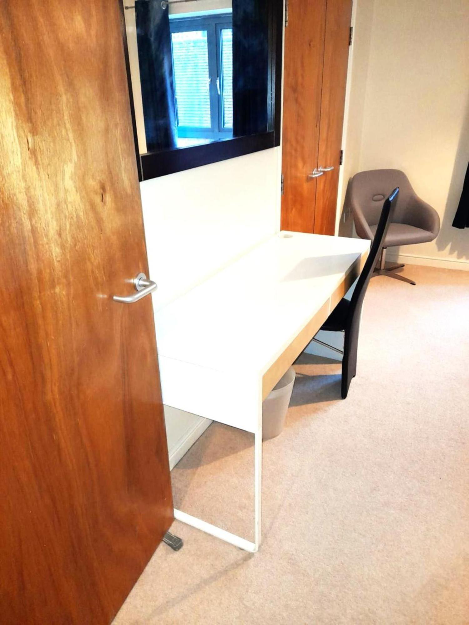 Oxford Apartment-- Free Parking 2 Bedrooms-2Bathrooms-Located In Jericho Oxford Close To Bus And Rail Station Dış mekan fotoğraf