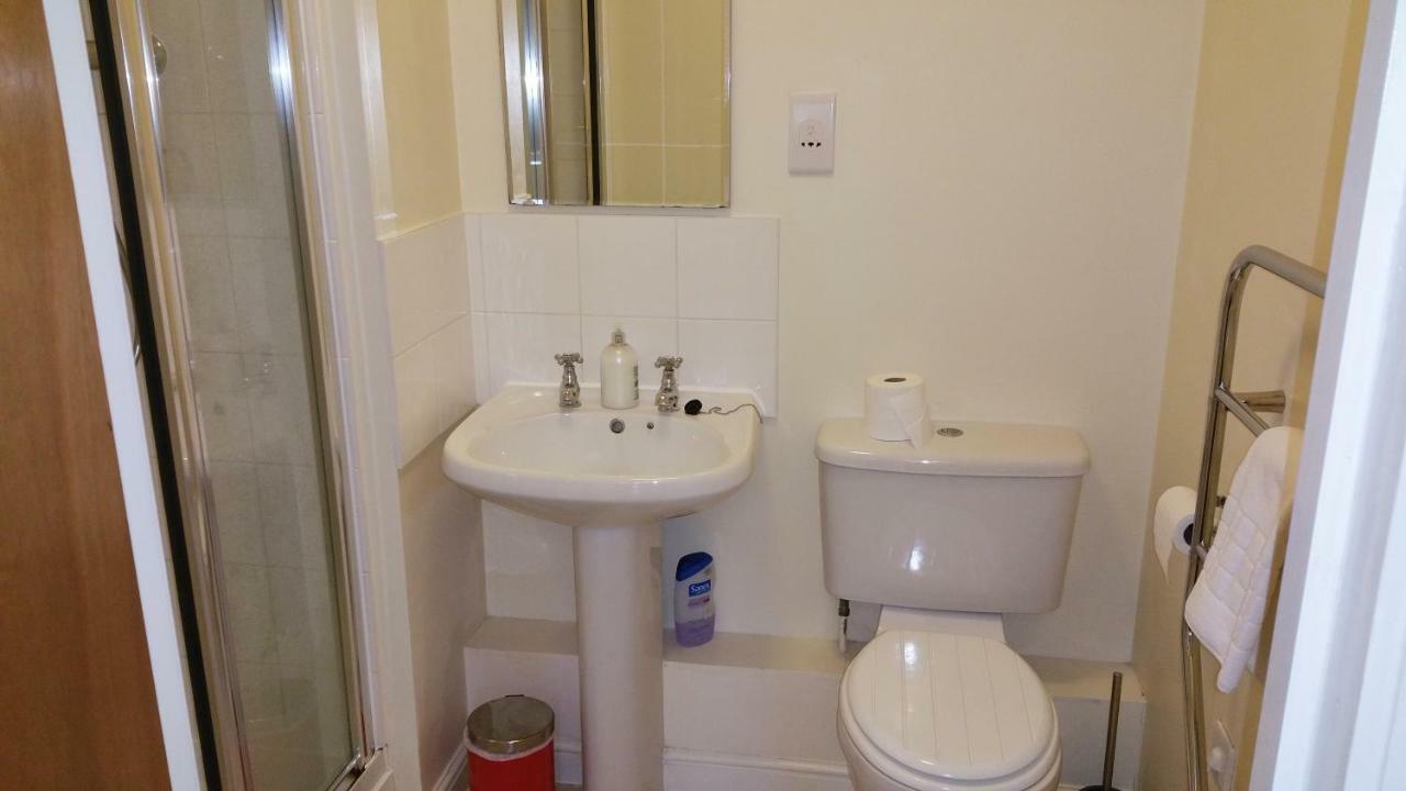 Oxford Apartment-- Free Parking 2 Bedrooms-2Bathrooms-Located In Jericho Oxford Close To Bus And Rail Station Dış mekan fotoğraf